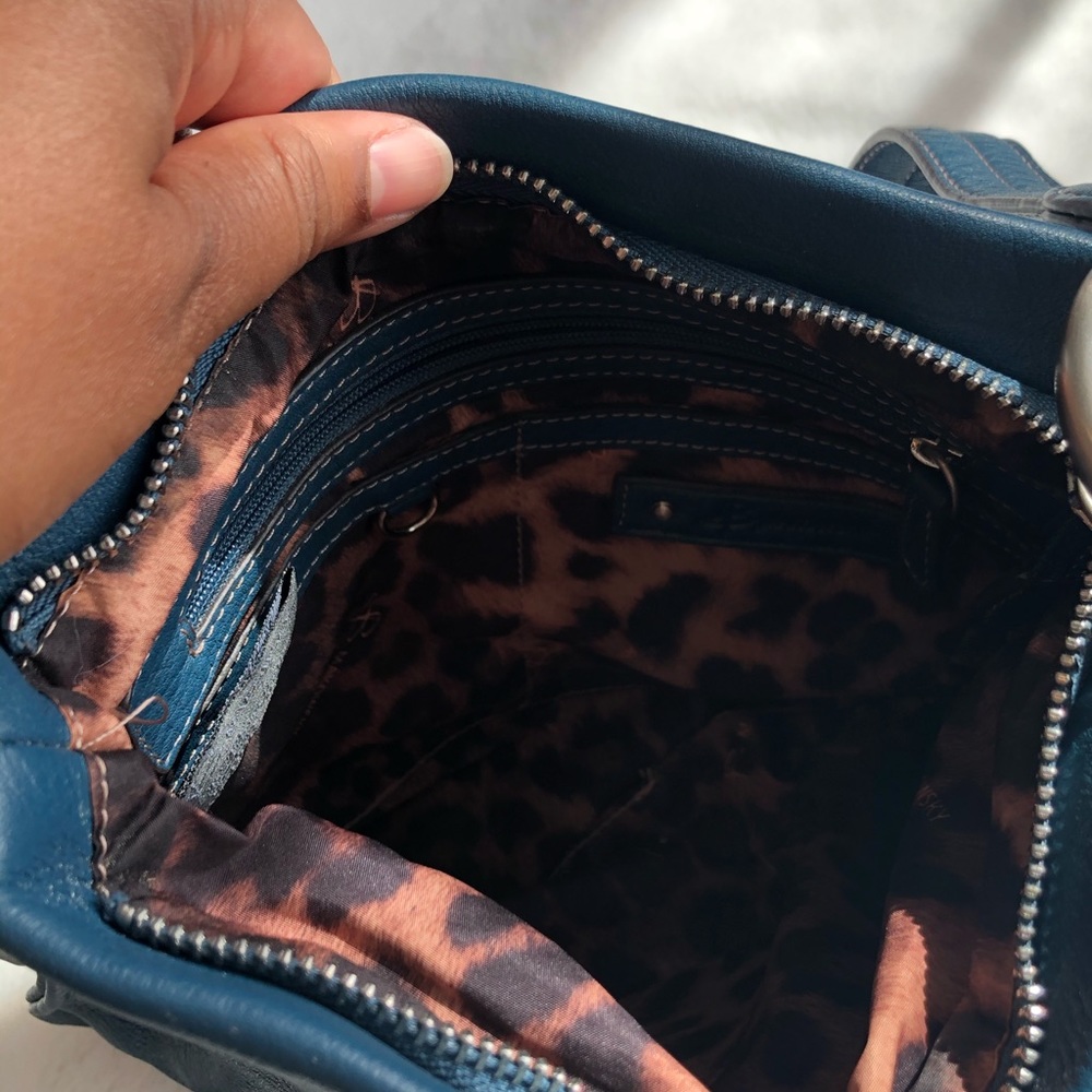 B Makowsky - Teal Crossbody - Picture 6 of 8
